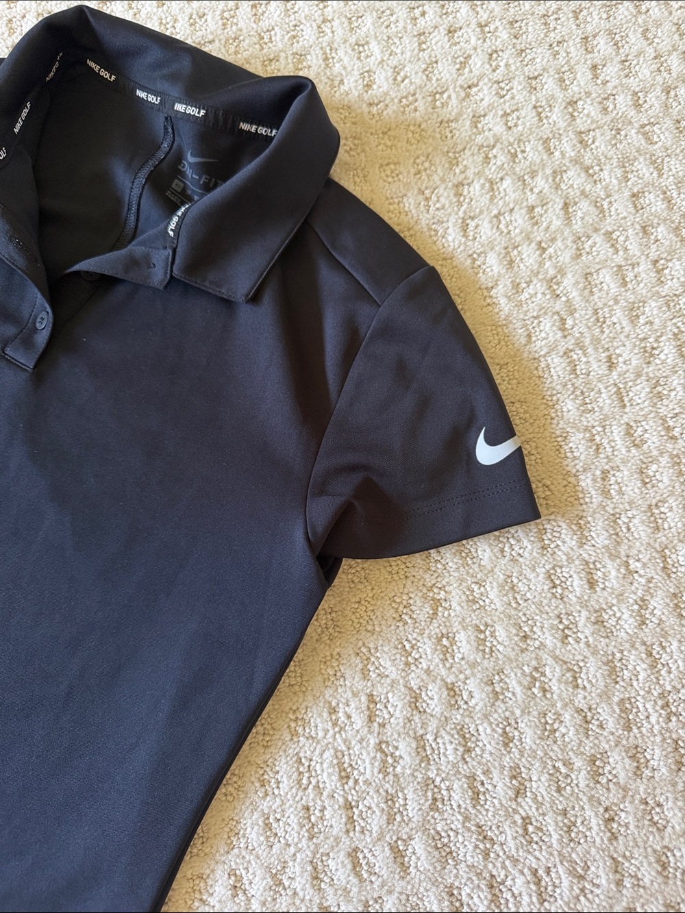 Nike Women’s Black Short-Sleeve Golf Polo Shirt - Picture 3 of 5